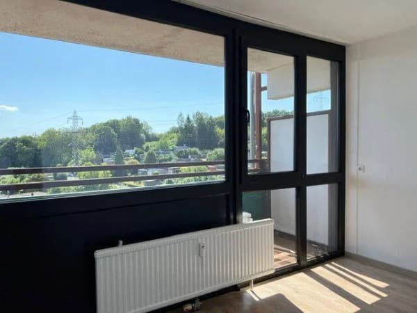 Immobilie in Neunkirchen - Helle Eigentumswohnung in gepflegter Anlage mit großem überdachtem Balkon und Fernsicht   - Bild 4
