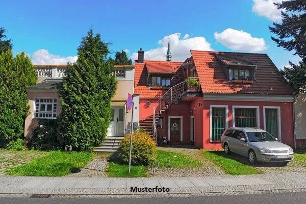 Immobilie in Neukieritzsch - 1-Zimmer-Wohnung mit Pkw-Stellplatz - provisionsfrei - Bild 0