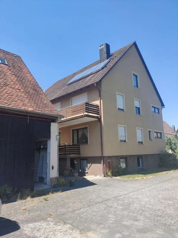 Immobilie in Schnelldorf - ***Resthofstelle mit Zweifamilienhaus, Scheune und Doppelgarage auf großzügigem Grundstück*** - Bild 0