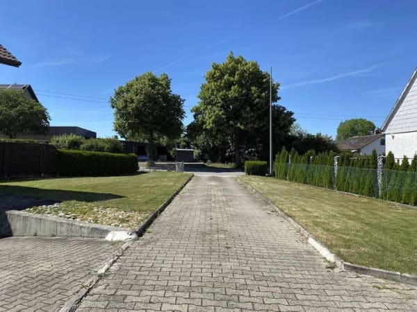 Immobilie in Neuhausen ob Eck - Doppelhaushälfte mit Ausbaureserve in 78579 Neuhausen ob Eck - Bild 3