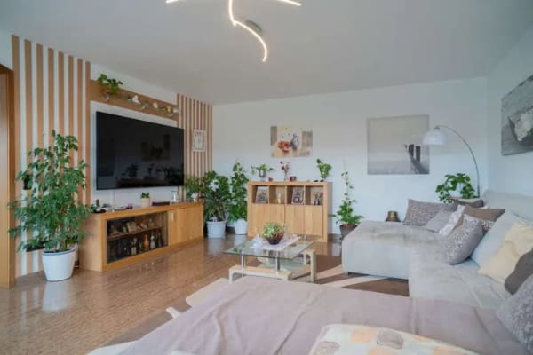 Immobilie in Untergruppenbach - Zusammen wohnen, weit blicken – Großzügiges Mehrgenerationenhaus - Bild 2