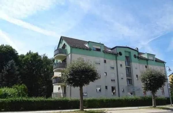 Immobilie in Tanna - Gemütliche, licht durchflutete 2-Zimmer-Eigentumswohnung im 2. OG mit Balkon und Stellplatz in Tanna zu verkaufen - Bild 1