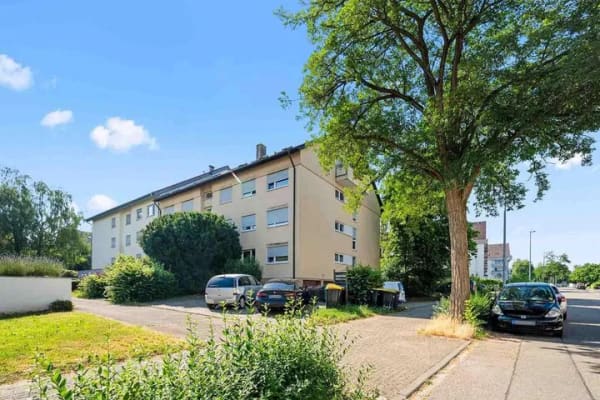 Immobilie in Gundelfingen - BEZUGSFREIE renovierungsbedürftige schöne Dreizimmerwohnung - Bild 3