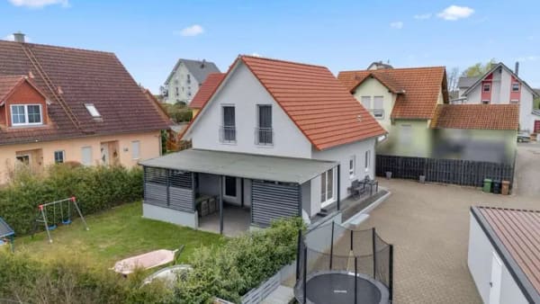Immobilie in Litzendorf - Baujahr 2016! Energieeffizientes Einfamilienhaus mit hochwertiger Ausstattung - Bild 2