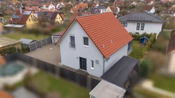 Immobilie in Litzendorf - Baujahr 2016! Energieeffizientes Einfamilienhaus mit hochwertiger Ausstattung - Bild 3