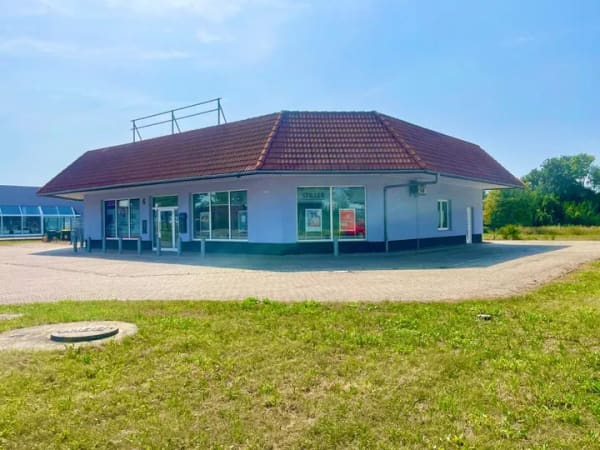 Immobilie in Zerbst/Anhalt - Hochwertige & Energieeffiziente Gewerbeimmobilie in Zerbster Bestlage - Bild 0