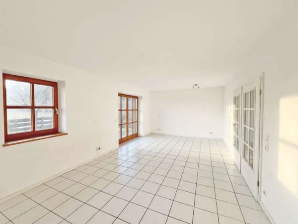 Immobilie in Brunnthal - Idyllisch gelegenes Einfamilienhaus mit vielfältigen Gestaltungsmöglichkeiten - Bild 1