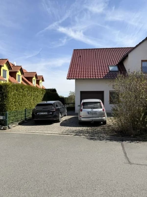 Immobilie in Grammetal - Viel Platz für den Alltag in diesem Mehrfamilienhaus im Charme eines EFH in Ulla bei Weimar - Bild 1
