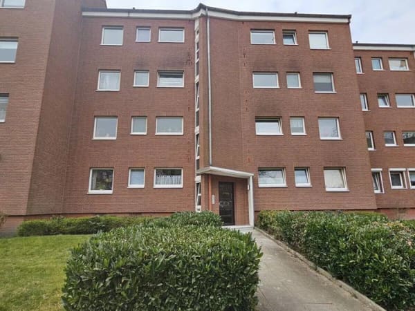Immobilie in Lübeck - Vermietete 2,5-Zimmer-Eigentumswohnung mit Balkon in Lübeck St. Lorenz-Nord (Musikerviertel) - Bild 0