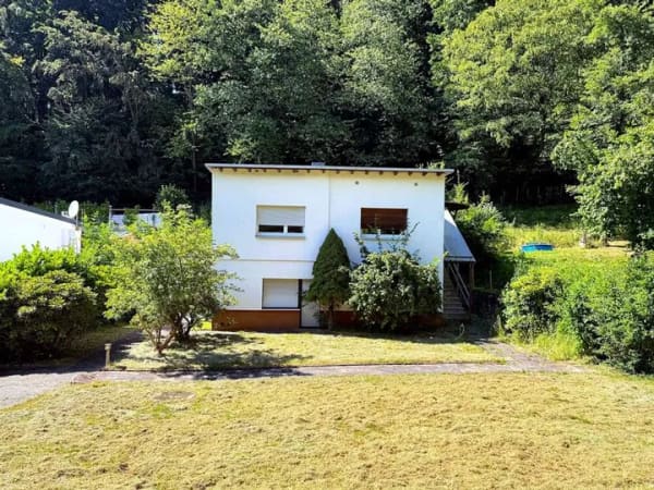 Immobilie in Seeheim-Jugenheim - Wohnen im Grünen – Erdgeschosswohnung mit großer Wiese für Tier- und Naturliebhaber - Bild 1