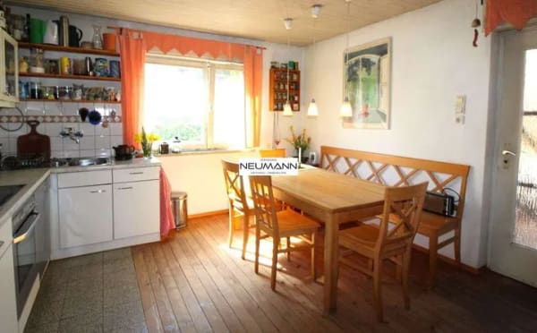 Immobilie in Schutterwald - Für Familien _ Großzügiges EFH im Villenstil in Schutterwald mit Grundofen - Bild 2