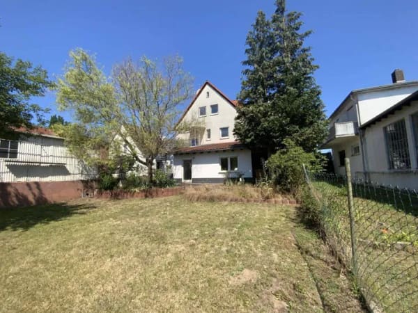 Immobilie in Rodenbach - 1- 2 Familienhaus mit Gewerbe und Halle - Teilweise sanierungsbedürftig - Bild 3