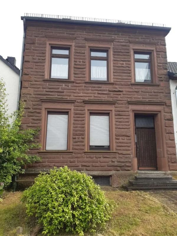 Immobilie in Oberbettingen - Wohnhaus mit Nebengebäude und Garten in 54578 Oberbettingen - Bild 2