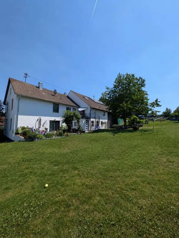 Immobilie in Welden - Charmantes Anwesen mit Stadl, Garten und viel Freiraum - Bild 2