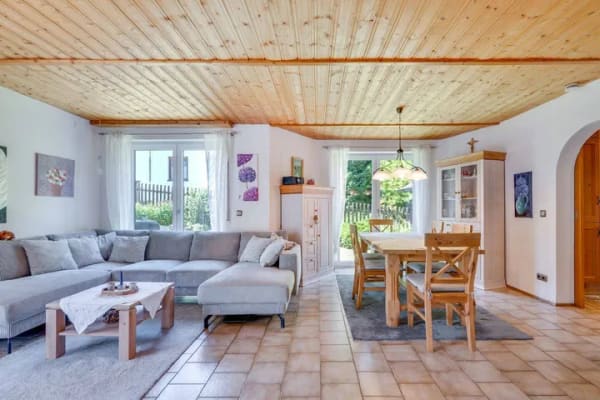 Immobilie in Egenhofen - AIGNER- Gepflegtes Einfamilienhaus mit durchdachter Raumaufteilung in familienfreundlicher Umgebung - Bild 2