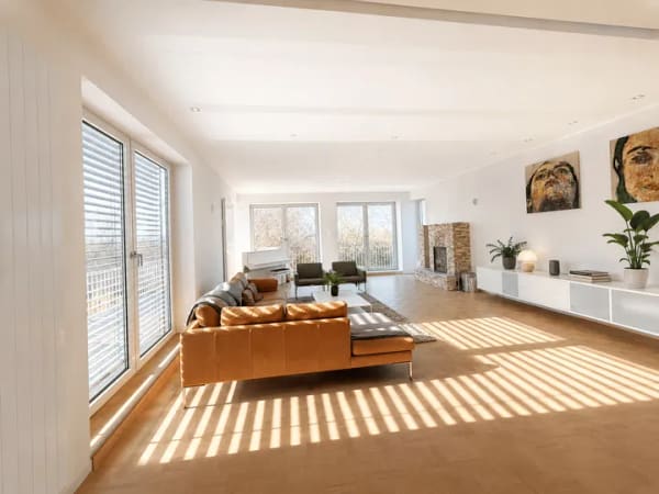 Immobilie in Meinhard - Architektenhaus mit luxuriösem Wohnkomfort in traumhafter Naturlage - Bild 2