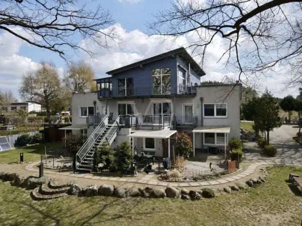 Immobilie in Zislow - Konvolut: werden Sie Mehrheitseigentümer, samt Penthouse + 3 Wohnungen zzgl. Wassergrundstück / Wald - Bild 1