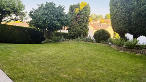Immobilie in Schwaigern - Haus sucht Familie- Zweifamilienhaus mit Garage in sonniger ruhiger Wohngebietslage zu verkaufen! - Bild 4