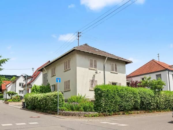 Immobilie in Spaichingen - Einfamilienhaus mit Garten und Garage in Spaichingen - Bild 0