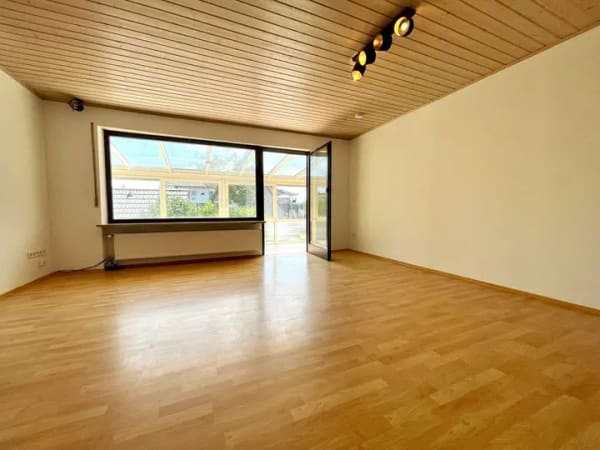 Immobilie in Winkelhaid - Gartenwohnung mit Terrasse und Wintergarten in Winkelhaid! - Bild 1
