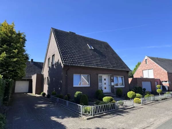 Immobilie in Ahaus - Freistehendes Einfamilienhaus in Ahaus-Ottenstein - Bild 0