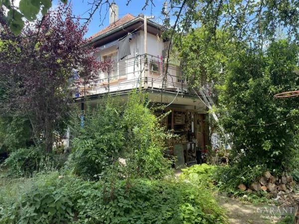 Immobilie in Oberstenfeld - * Charmantes Einfamilienhaus mit Walmdach * freistehend * herrliche Lage * - Bild 0