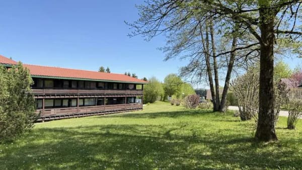 Immobilie in Siegsdorf - Idylle pur! Modernisiertes Ferienappartement im Ferienpark VORAUF - Bild 4
