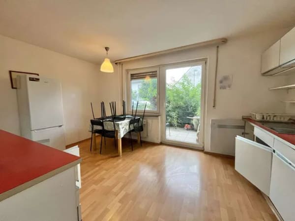 Immobilie in Manching - Sanierungsobjekt mit vielseitigem Entwicklungspotenzial - Bild 2