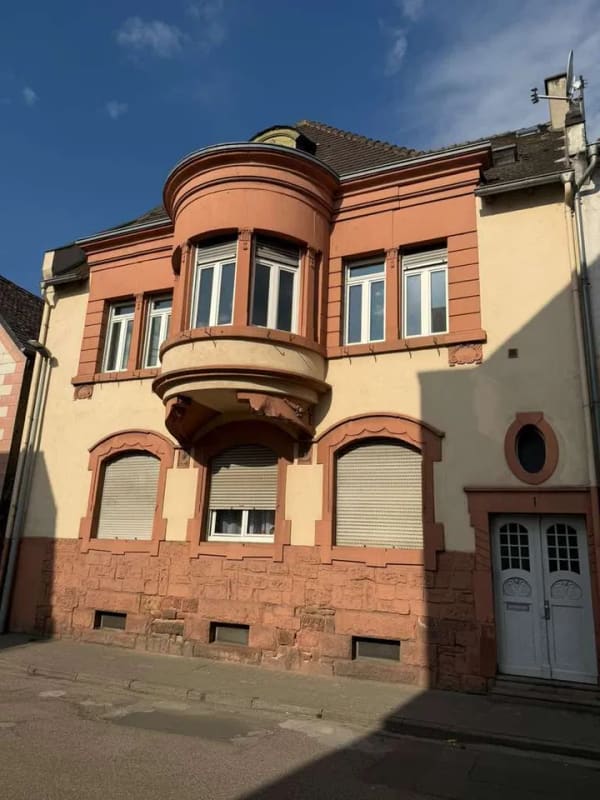 Immobilie in Osthofen - Jugenstilhaus mit drei Wohneinheiten - Bild 0