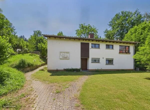 Immobilie in Sulzburg - Architektonisches Wohnjuwel mit Einliegerwohnung – Großzügiges Zuhause in ruhiger Ortsrandlage - Bild 4