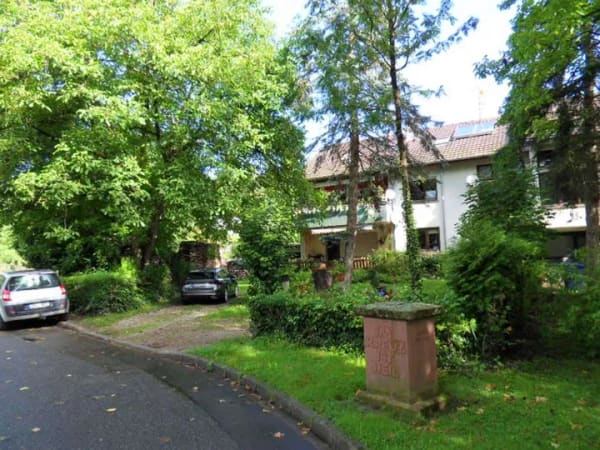 Immobilie in Sasbach am Kaiserstuhl - Sanierungseinheit mit viel Potenzial ! Zwangsversteigerung ! - Bild 2