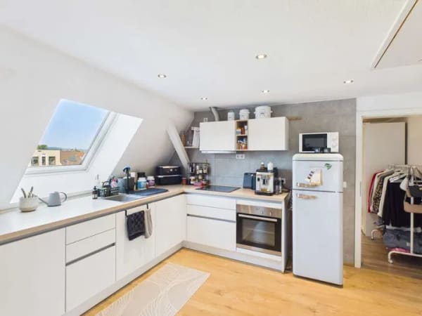 Immobilie in Ketsch - Gemütliche Dachgeschosswohnung mit Klimaanlage und Balkon - Bild 2