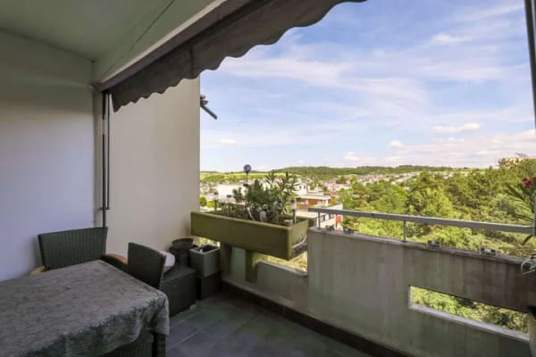 Immobilie in Eisingen - Licht, Weitblick und Sonne – 3-Zimmer-Wohnung mit Garage und zwei Südbalkonen! - Bild 4