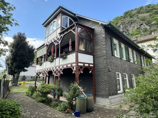 Immobilie in Kaub - Schönes, großzügiges Ein- bis Zweifamilienhaus mit Ferienwohnung auf einem 999 m² großen Grundstück - Bild 1