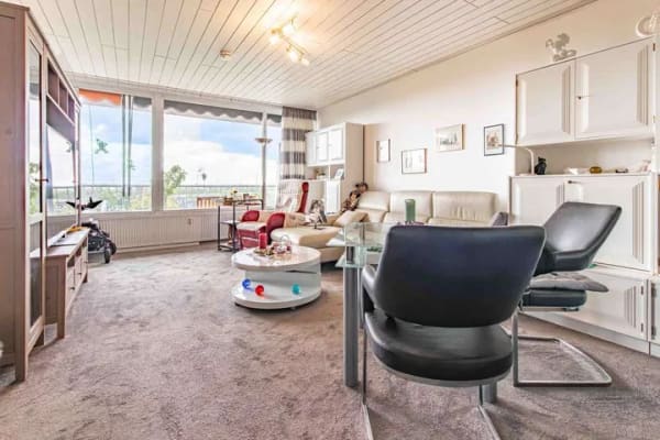 Immobilie in Emden - Helle Eigentumswohnung mit Balkon, modernem Bad und Fahrstuhl - Bild 2