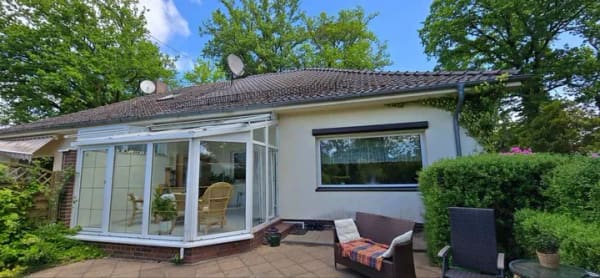Immobilie in Laage - Wohnen im Grünen – Gepflegte Doppelhaushälfte mit Wintergarten und großem Grundstück in Laage - Bild 2