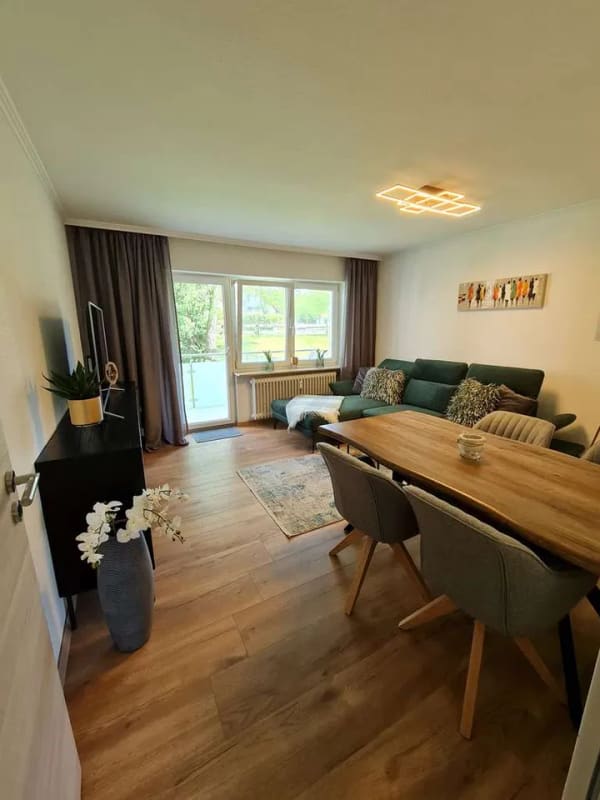 Immobilie in Eriskirch - Schöne 3-Zimmer Wohnung mit Balkon, Keller und Stellplatz in Bodenseenähe - Bild 2