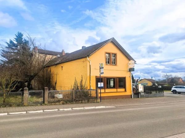 Immobilie in Langenlonsheim - Traditionsgastronomie, 2 Wohneinheiten + Parkplatz in Toplage in Langenlonsheim! - Bild 1