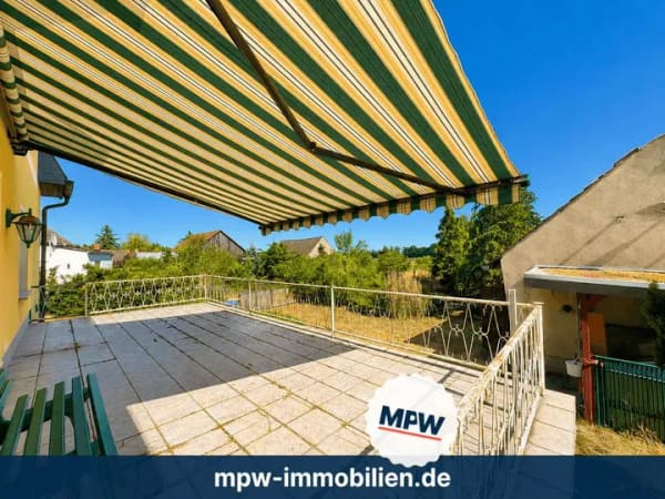 Immobilie in Tauer - Naturnah wohnen | 2 Wohneinheiten | Großes Grundstück | Terrasse - Bild 0