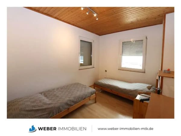Immobilie in Kelkheim - ++ ZWEI Häuser + EIN Preis +  Garten + DOPPEL-Garage + sofort FREI ++ - Bild 3
