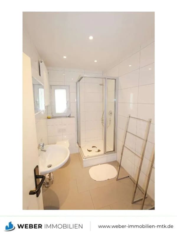 Immobilie in Kelkheim - ++ ZWEI Häuser + EIN Preis +  Garten + DOPPEL-Garage + sofort FREI ++ - Bild 4