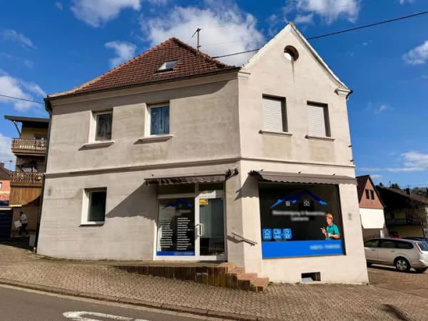 Immobilie in Marpingen - Mehrfamilienhaus mit Ladenlokal in zentraler Lage von Marpingen-Alsweiler! - Bild 0