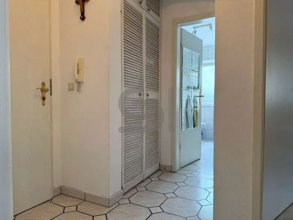 Immobilie in Delbrück - Attraktive Erdgeschosswohnung mit eigener Terrasse und Gartenanteil in Delbrück - Bild 1