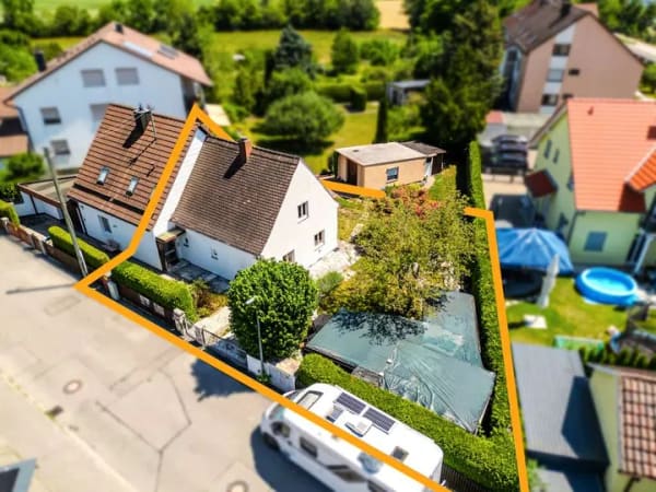 Immobilie in Emmering - ❖ Für Chancenentdecker & leidenschaftliche DIY-Talente ❖ Doppelhaushälfte mit Gartenparadies - Bild 1