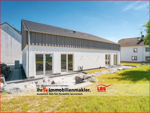 Immobilie in Perscheid - Nachhaltig wohnen mit Weitblick – Neubau-Doppelhaushälfte im Effizienzhaus-40-Standard - Bild 0