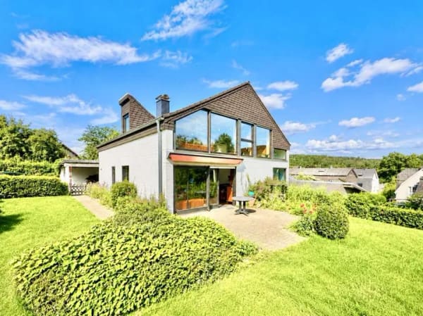 Immobilie in Betzdorf - **Hochwertiges Einfamilienhaus mit großem Grundstück** - Bild 1