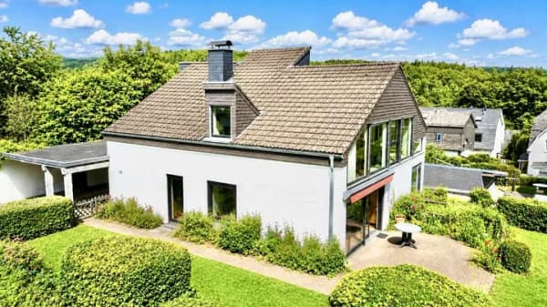 Immobilie in Betzdorf - **Hochwertiges Einfamilienhaus mit großem Grundstück** - Bild 3