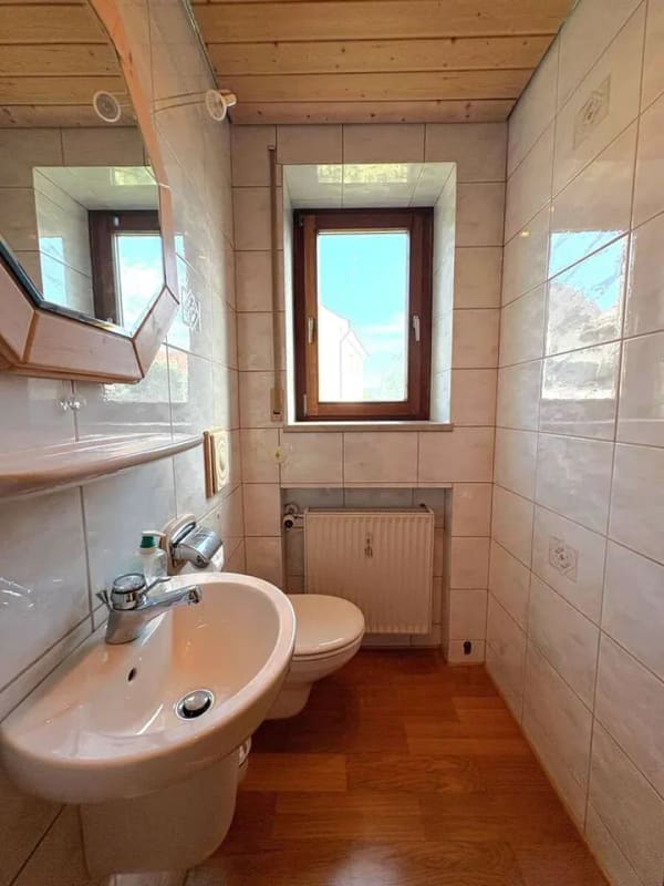 Immobilie in Kelheim - Attraktives 4-Parteienhaus auf Plateau-Eckgrundstück mit unverbaubarem Blick auf die Befreiungshalle - Bild 4