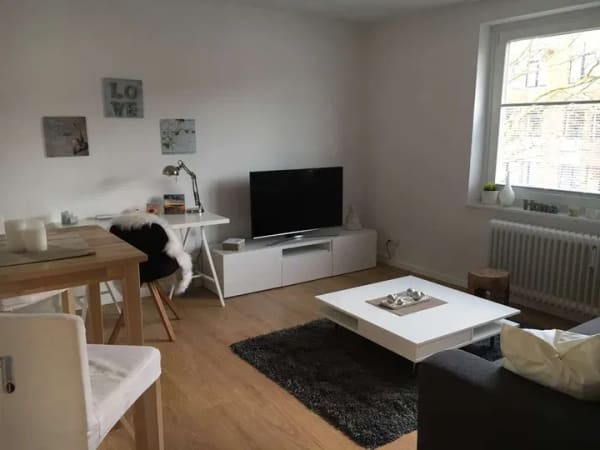 Immobilie in Bargteheide - Zentrale 1,5-Zimmer-Wohnung frei oder vermietet - Bild 0