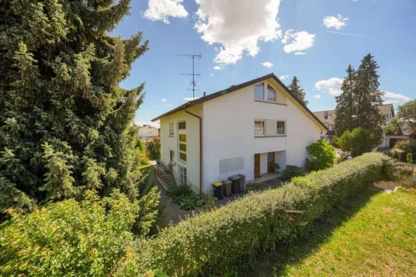 Immobilie in Hilzingen - Familienfreundliches Einfamilienhaus mit Garten, Raum und Naturgenuss - Bild 0